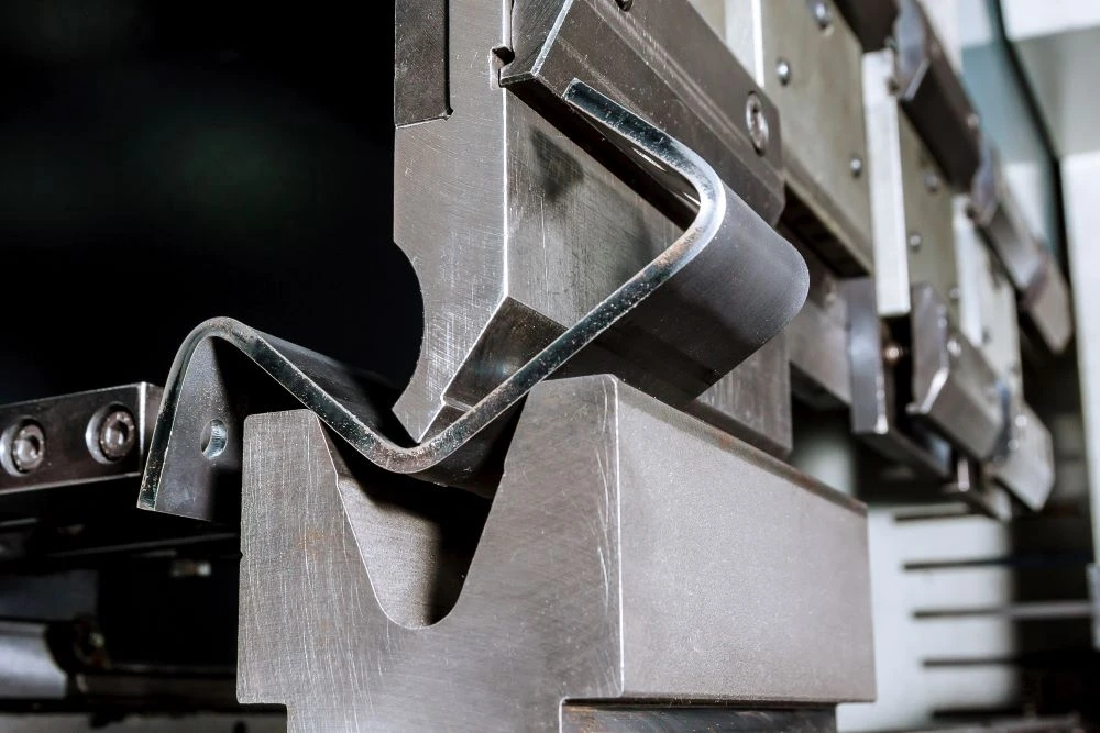 Innovations in Metal Bending Processes Revolutionize Fabrication Industry